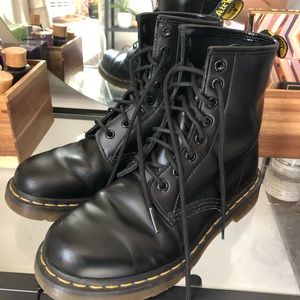 Dr martens black combat boots